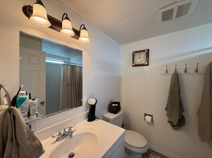 7125 Lakeshore Dr a Ellenton, FL Mobile or Manufactured Home for Sale